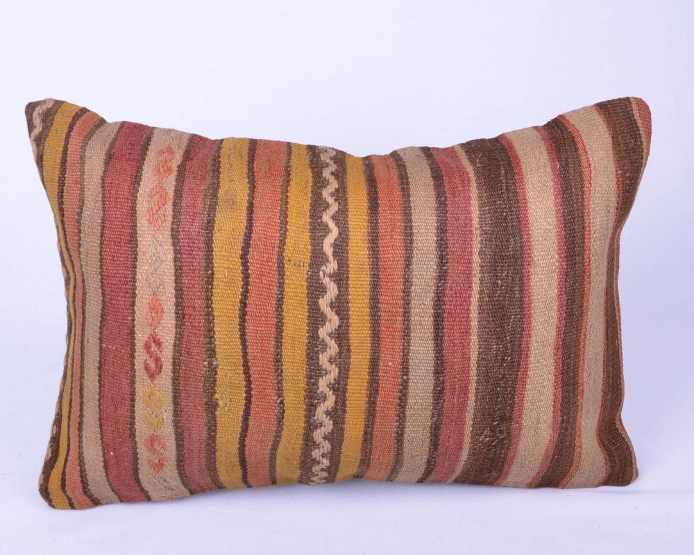 Vintage%20Kilim%20Yastık%20Kılıfı%20El%20Dokuması