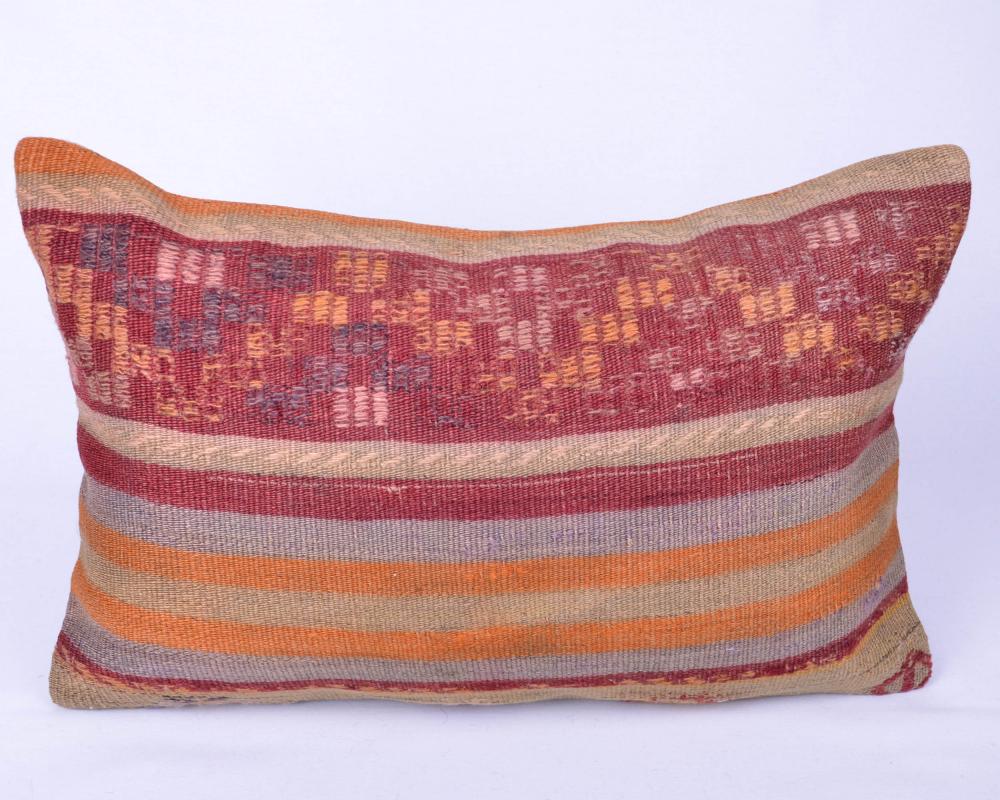 Vintage%20Kilim%20Yastık%20Kılıfı%20El%20Dokuması