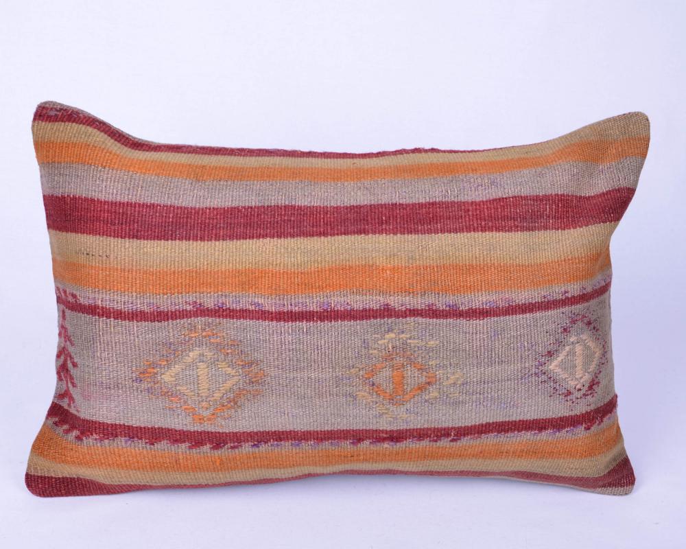 Vintage%20Kilim%20Yastık%20Kılıfı%20El%20Dokuması