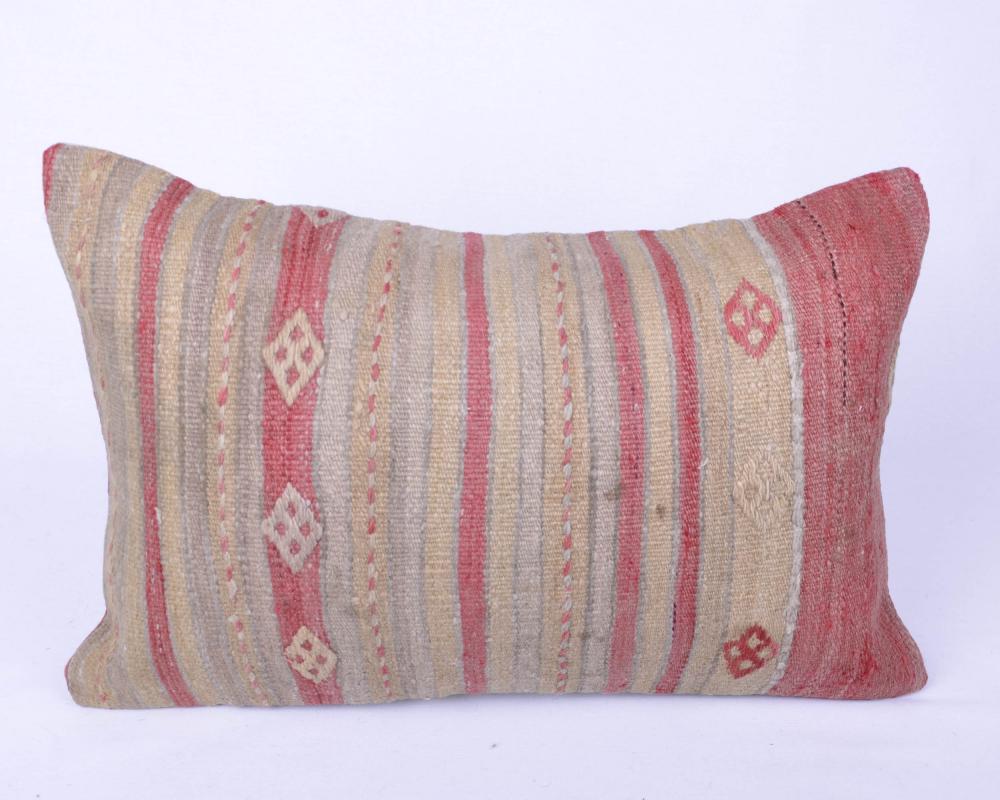 Vintage%20Kilim%20Yastık%20Kılıfı%20El%20Dokuması