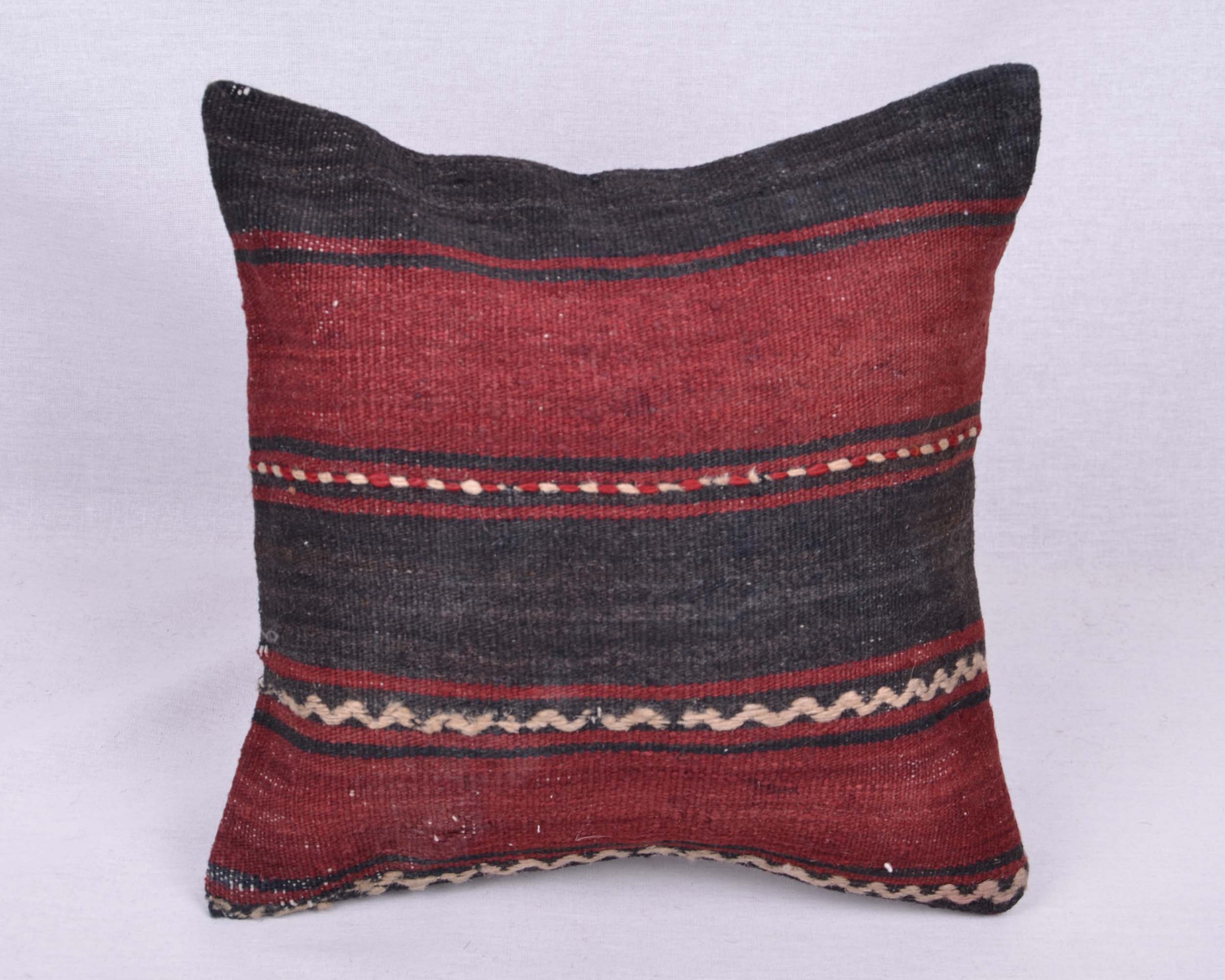 Anadolu%20Kilim%20Ve%20Halı%20El%20Dokuma%20Yastık%20Kılıfı