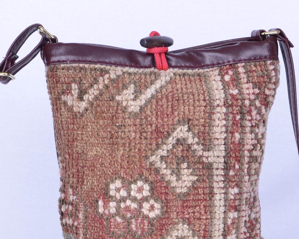 Kilim%20Çanta%20Dokuma%20Çapraz%20Omuz%20Çantası