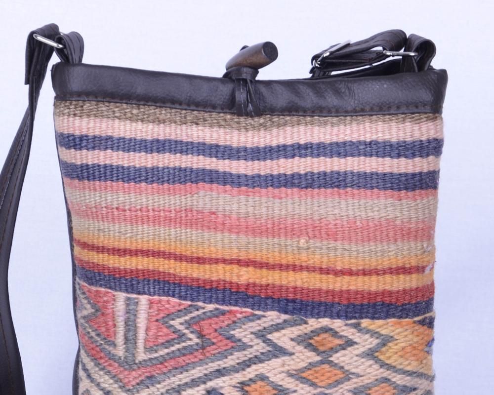 Kilim%20Çanta%20Dokuma%20Çapraz%20Omuz%20Çantası