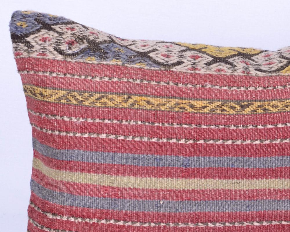 Vintage%20Kilim%20Yastık%20Kılıfı%20El%20Dokuması