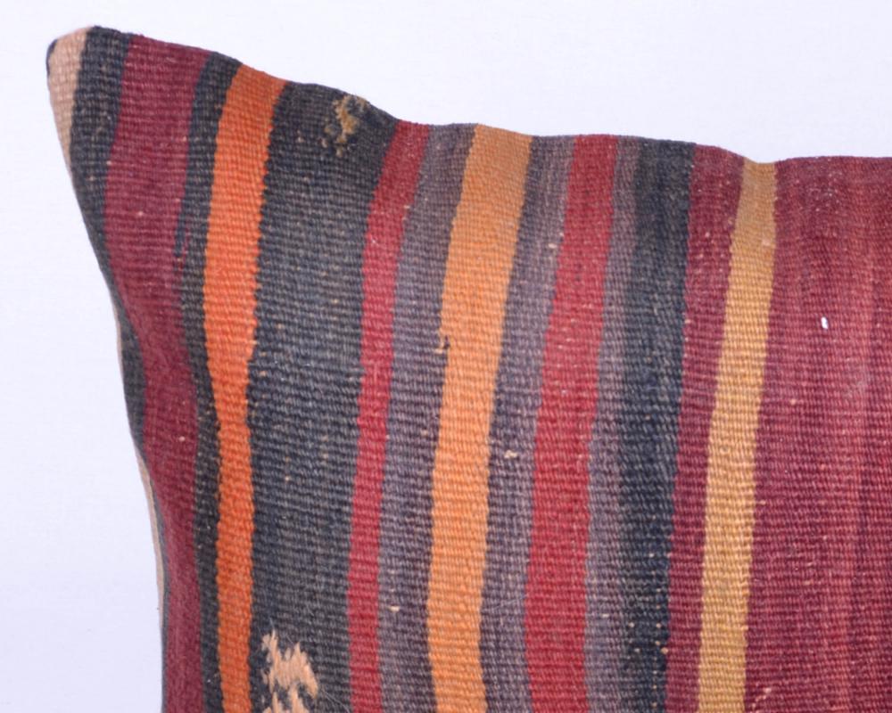 Vintage%20Kilim%20Yastık%20Kılıfı%20El%20Dokuması