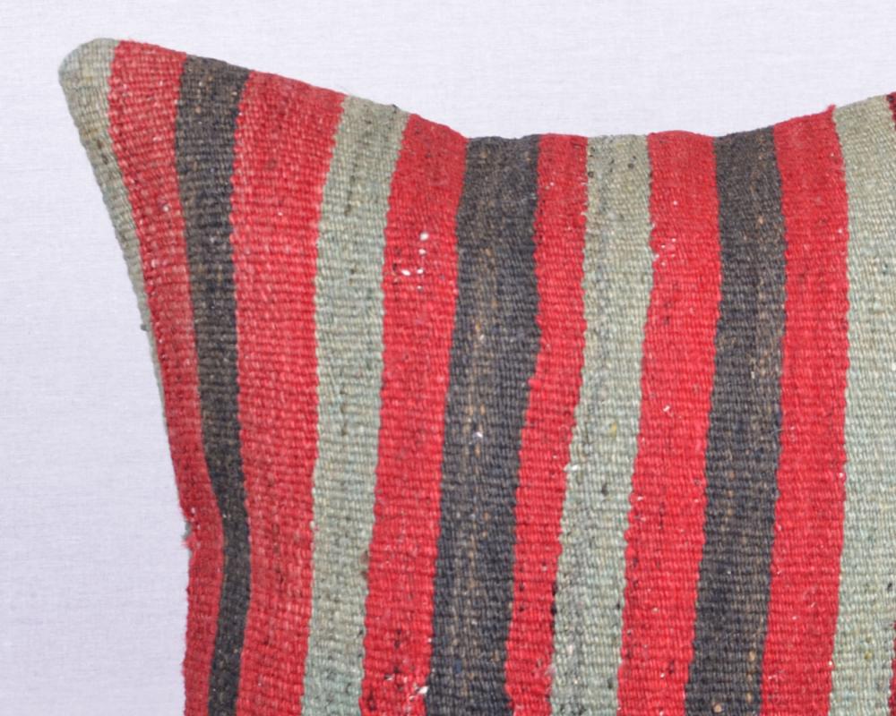 Yün%20%20El%20Dokuma%20Kilim%20Yastık%20Kılıfı