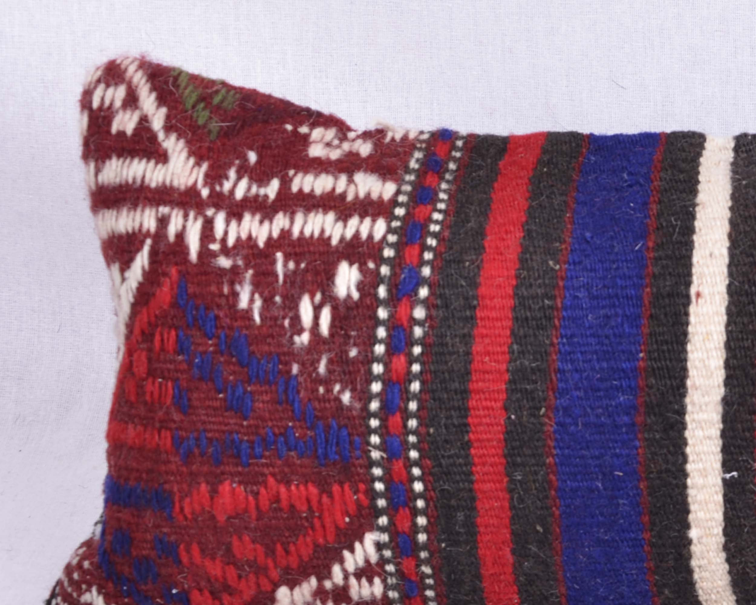 Anadolu%20Kilim%20Ve%20Halı%20El%20Dokuma%20Yastık%20Kılıfı