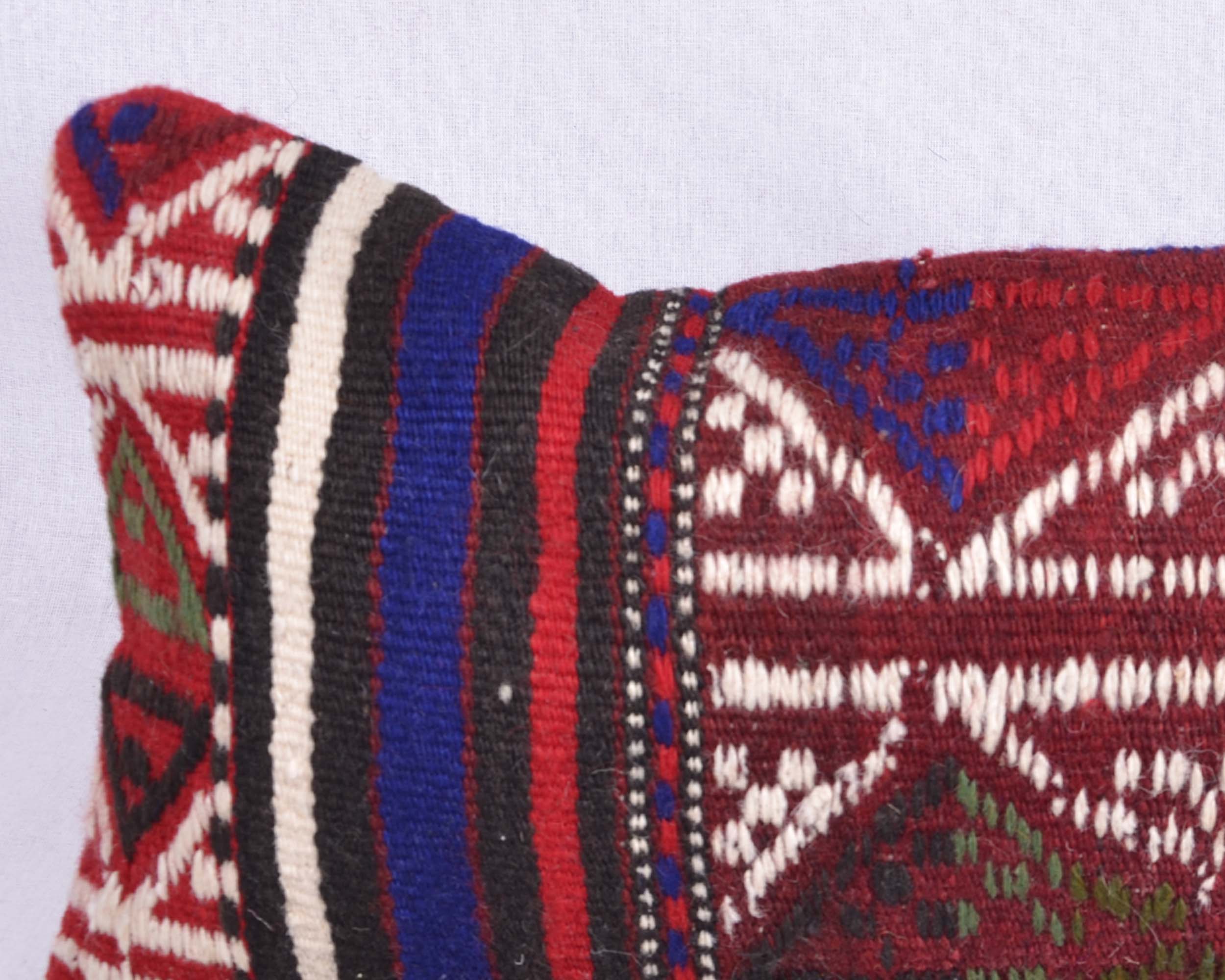 Anadolu%20Kilim%20Ve%20Halı%20El%20Dokuma%20Yastık%20Kılıfı