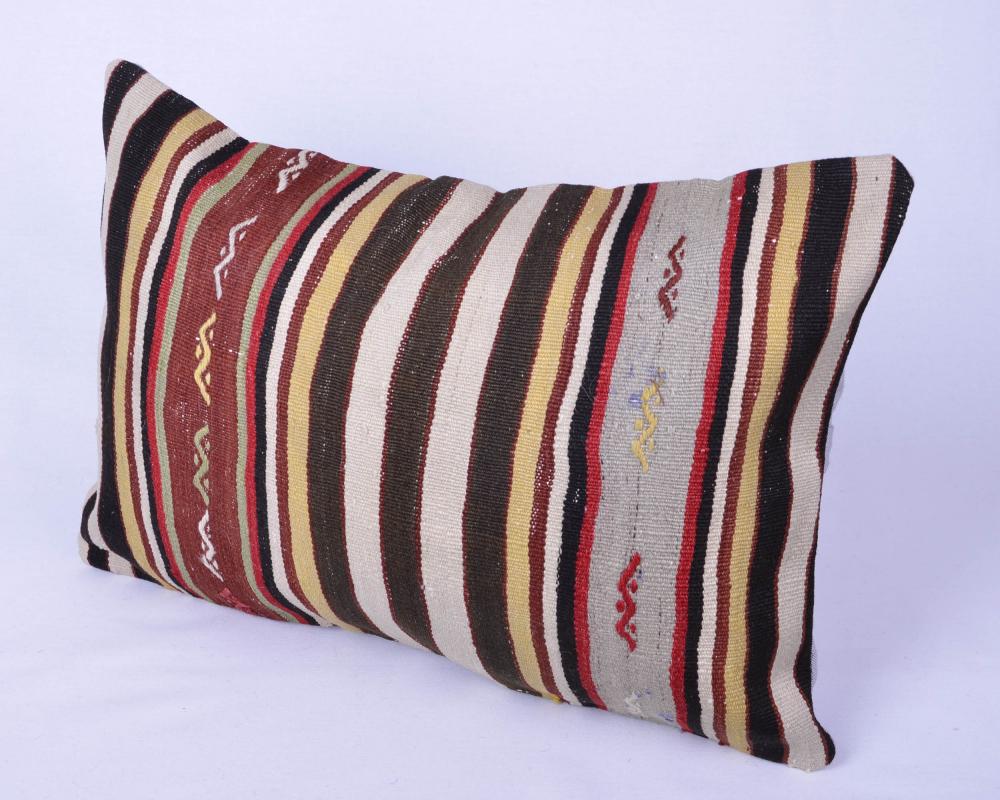 Vintage%20Kilim%20Yastık%20Kılıfı%20El%20Dokuması